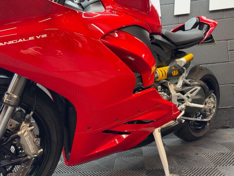 DUCATI PANIGALE V2