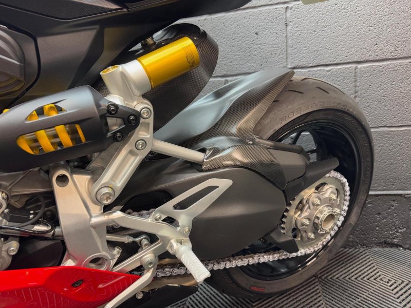 DUCATI PANIGALE V2