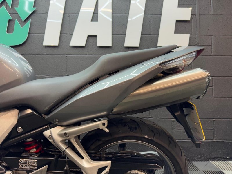 HONDA VFR800F