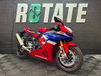 HONDA CBR1000RR-R FIREBLADE