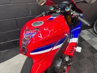 HONDA CBR1000RR-R FIREBLADE