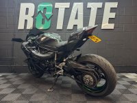 KAWASAKI Ninja H2