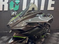 KAWASAKI Ninja H2
