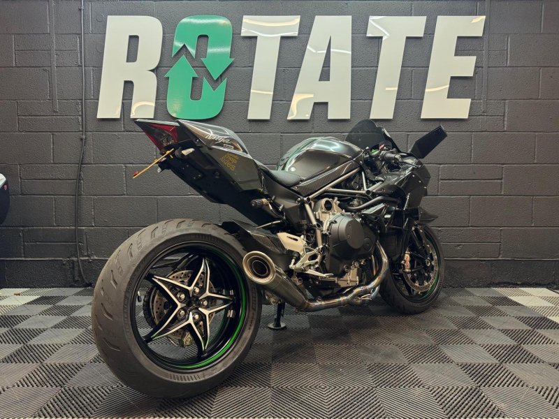 KAWASAKI Ninja H2