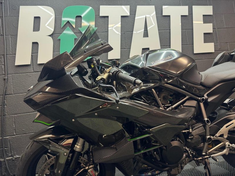 KAWASAKI Ninja H2