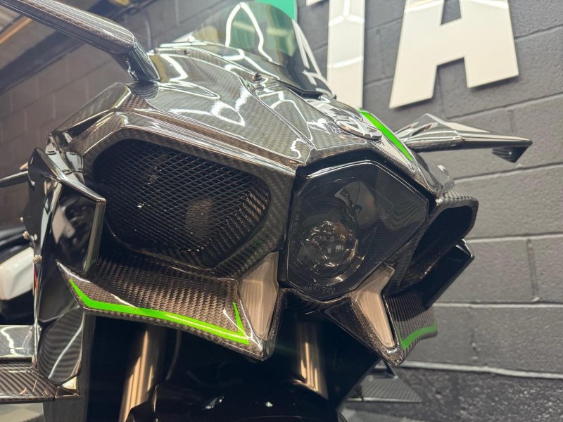 KAWASAKI Ninja H2
