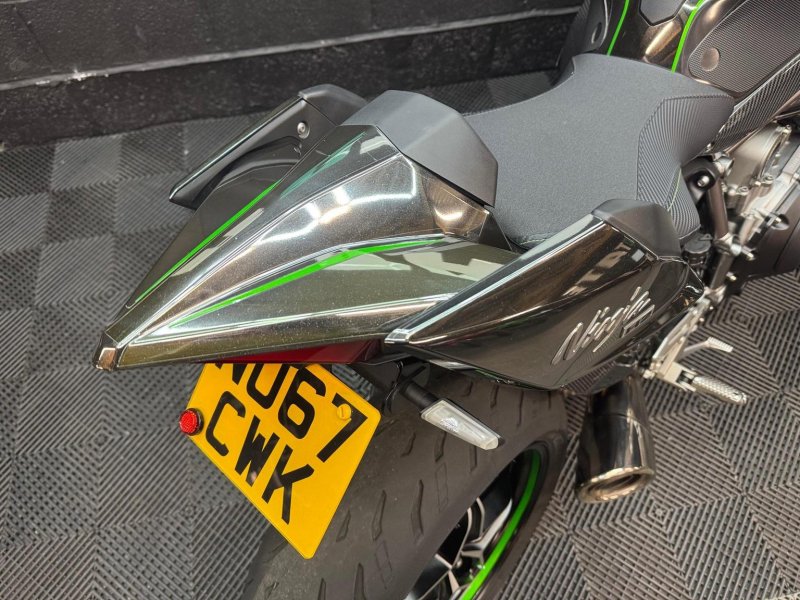 KAWASAKI Ninja H2