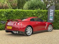 NISSAN GT-R