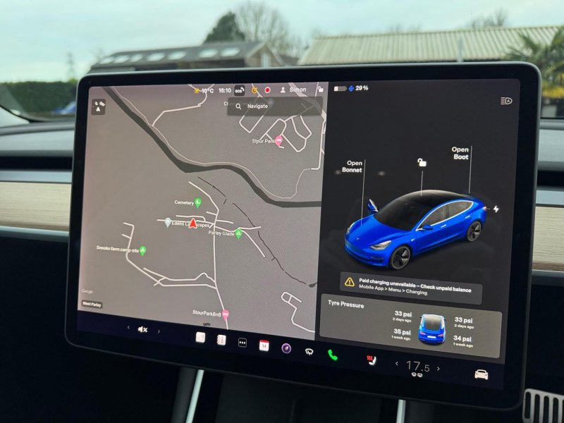TESLA MODEL 3