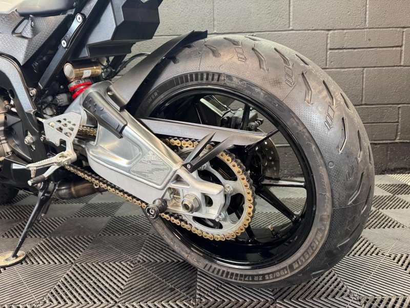 BMW S1000RR