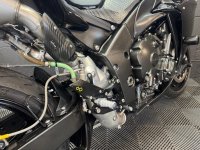 YAMAHA R1