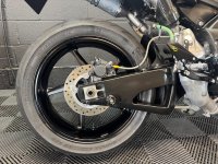 YAMAHA R1