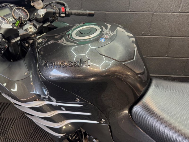 KAWASAKI ZZR1400