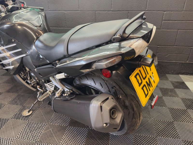 KAWASAKI ZZR1400