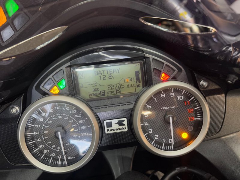 KAWASAKI ZZR1400