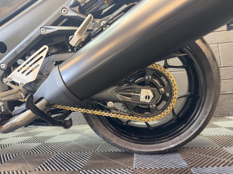KAWASAKI ZZR1400
