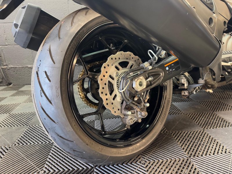 KAWASAKI ZZR1400