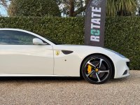 FERRARI FF