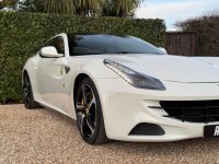 FERRARI FF