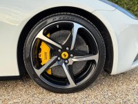 FERRARI FF