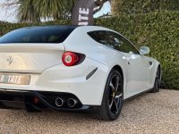 FERRARI FF