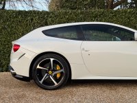 FERRARI FF