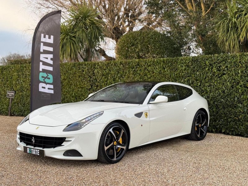 FERRARI FF