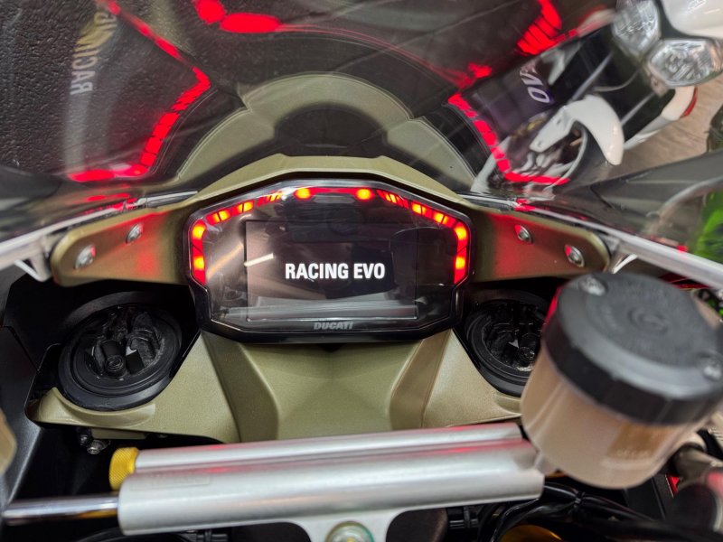 DUCATI 1199 Panigale