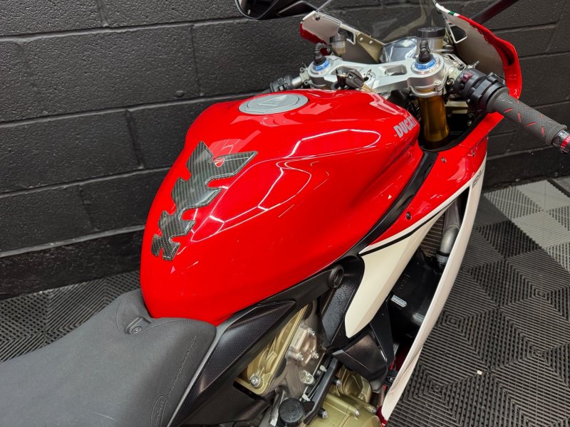 DUCATI 1199 Panigale