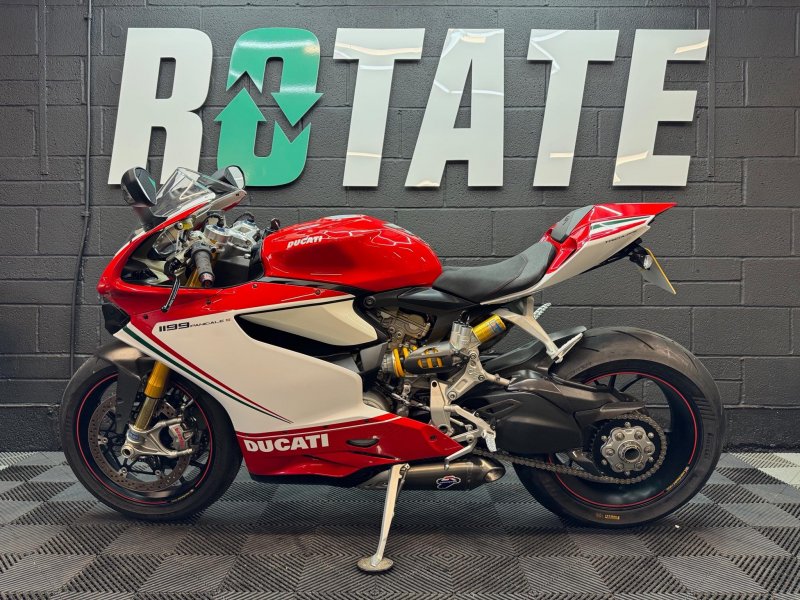 DUCATI 1199 Panigale