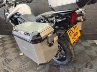 TRIUMPH TIGER 800