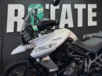 TRIUMPH TIGER 800
