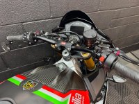 APRILIA Tuono 1100 V4
