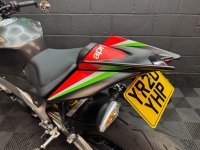 APRILIA Tuono 1100 V4