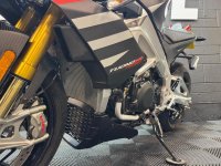 APRILIA Tuono 1100 V4