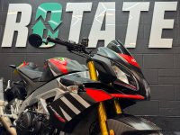 APRILIA Tuono 1100 V4