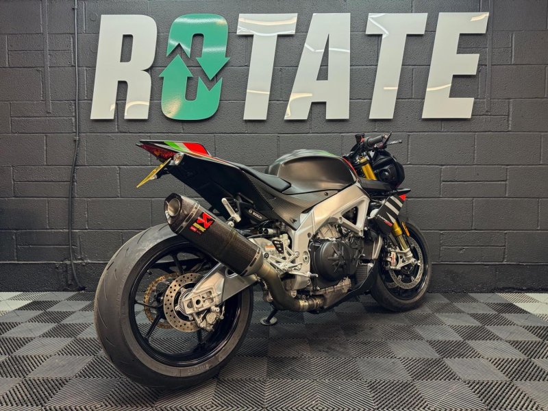 APRILIA Tuono 1100 V4