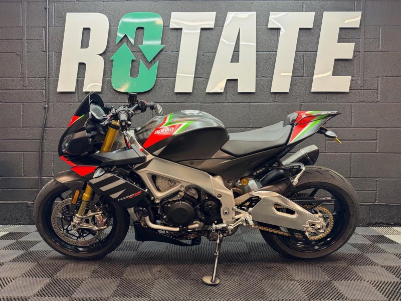 APRILIA Tuono 1100 V4