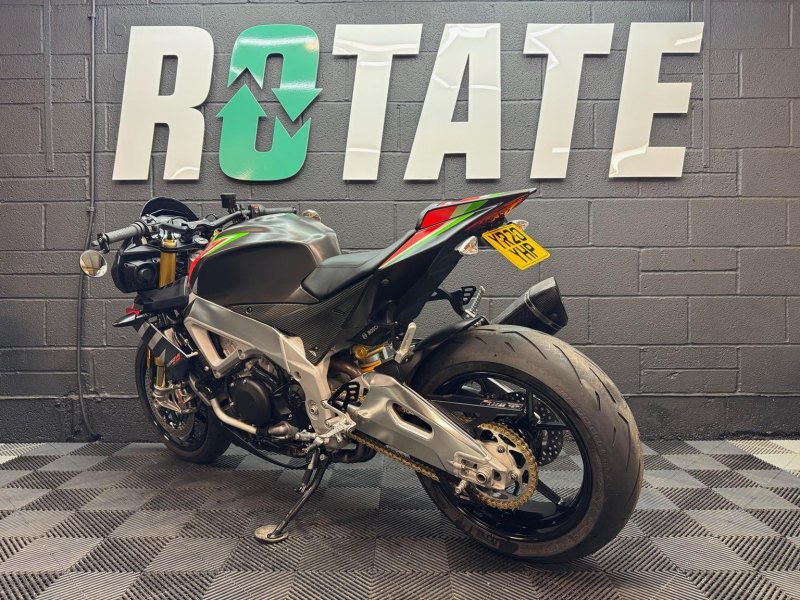 APRILIA Tuono 1100 V4
