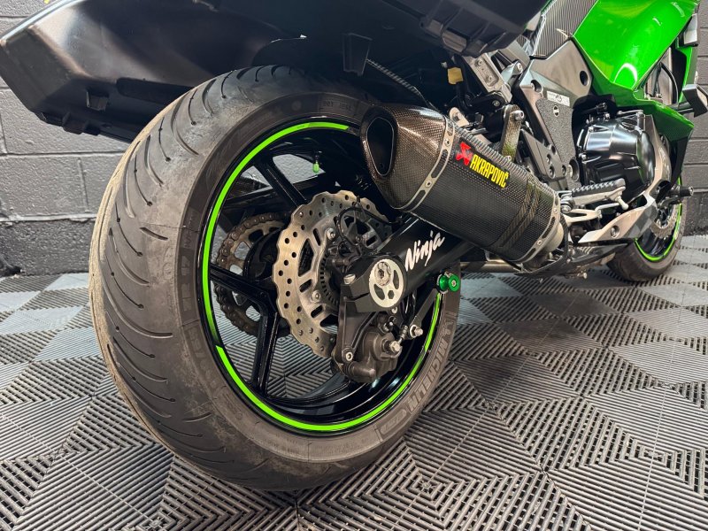 KAWASAKI Z1000