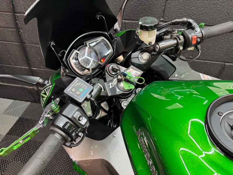 KAWASAKI Z1000