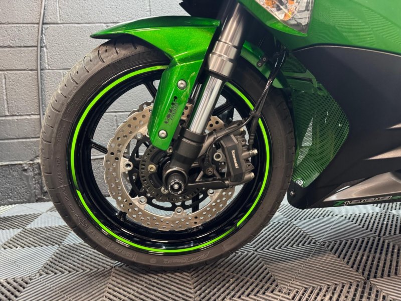 KAWASAKI Z1000
