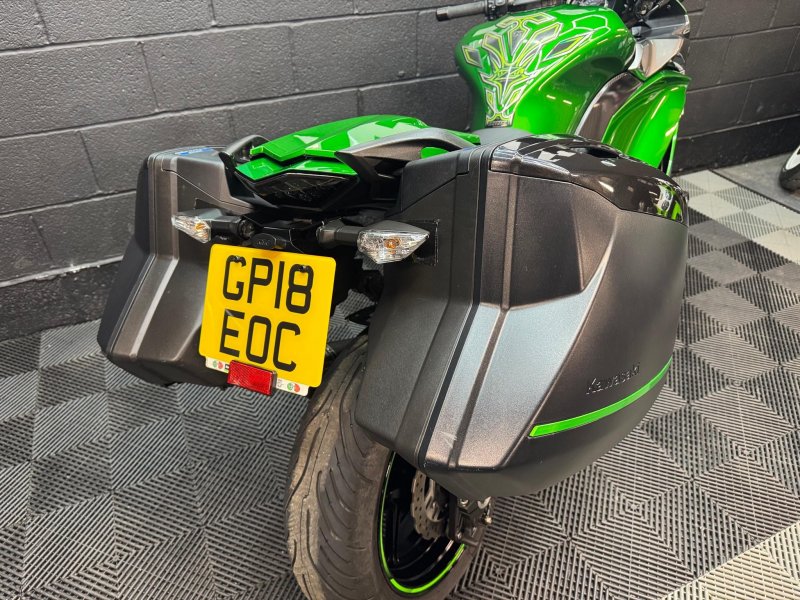 KAWASAKI Z1000