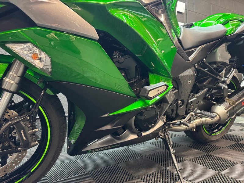 KAWASAKI Z1000