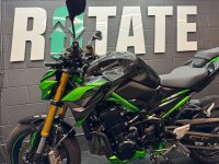 KAWASAKI Z900