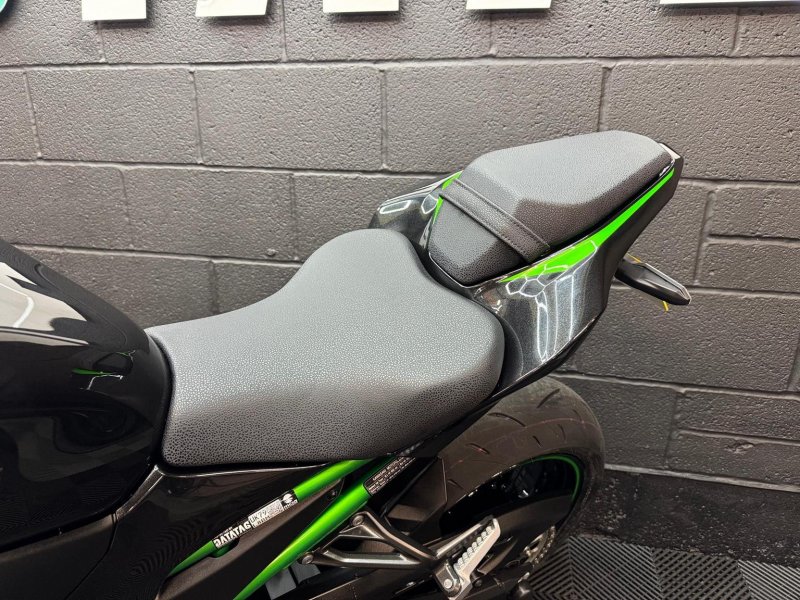 KAWASAKI Z900