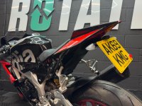 APRILIA RSV4