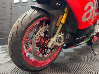 APRILIA RSV4