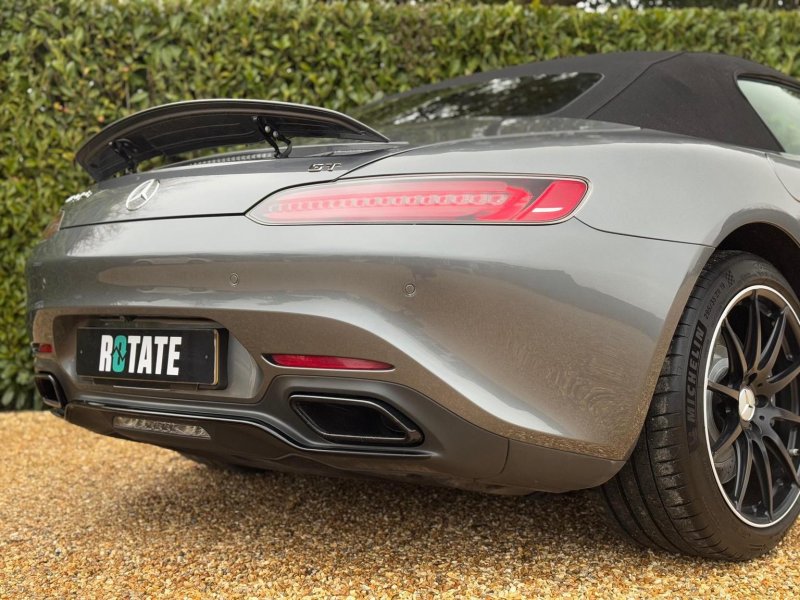 MERCEDES-BENZ AMG GT