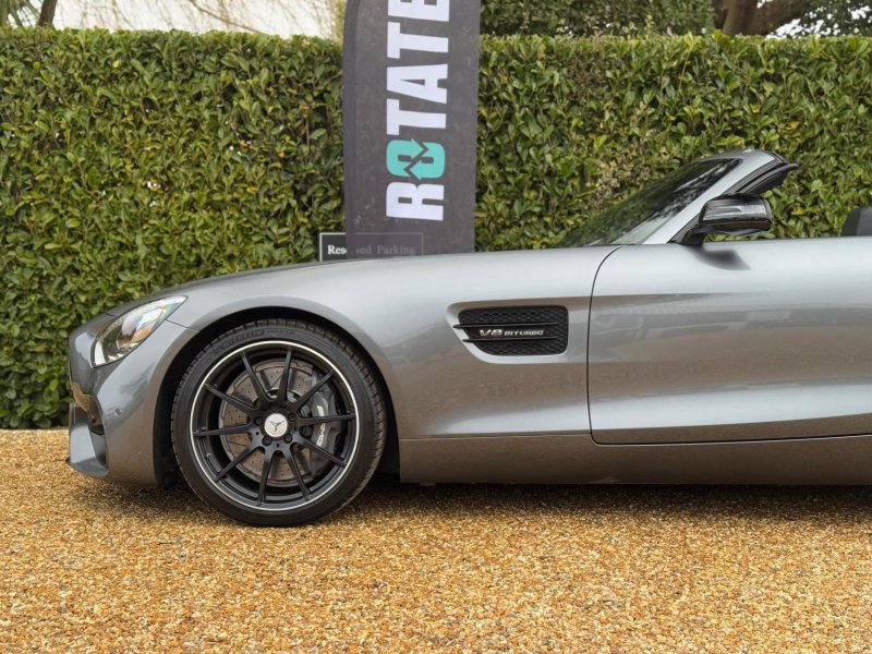 MERCEDES-BENZ AMG GT